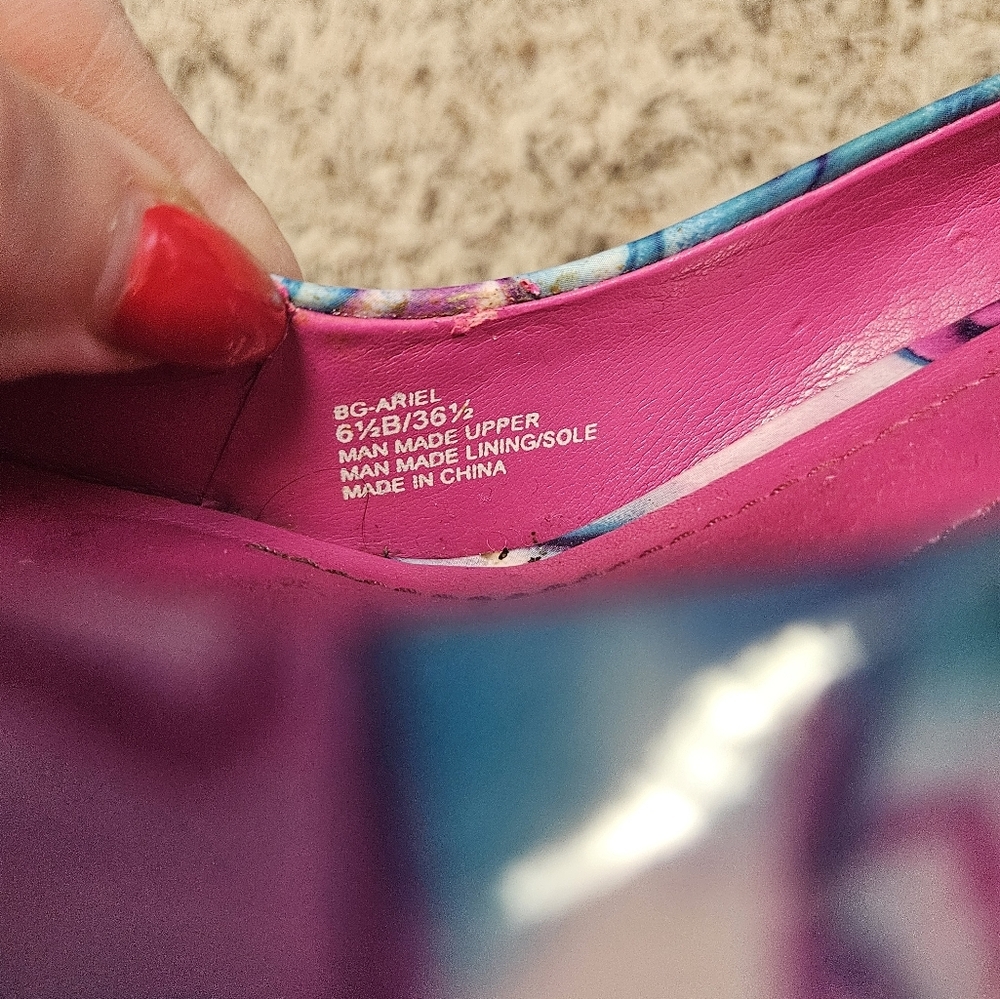 BCBGeneration Splattered Heel - Picture 11 of 12